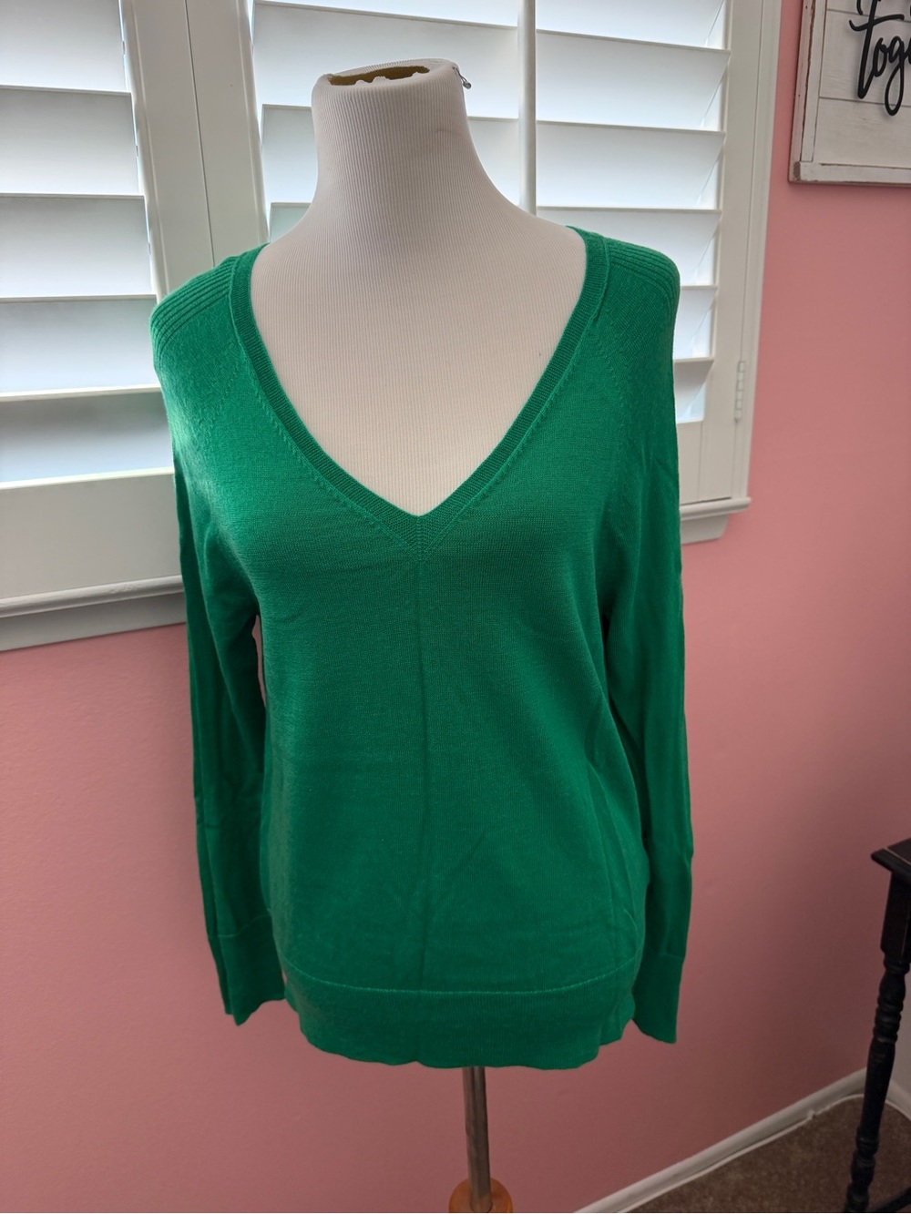 Banana Republic Emerald Green V-Neck Sweater
